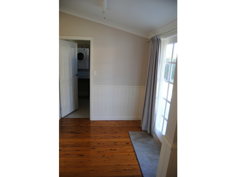 12 Avern Street, Inverell NSW 2360