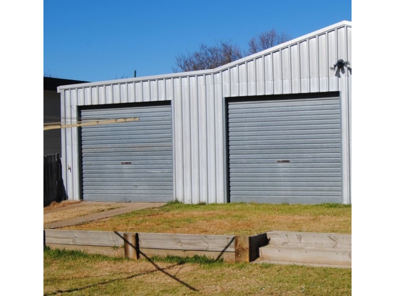 12 Avern Street, Inverell NSW 2360