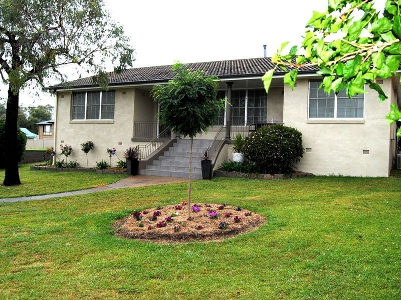 28 Harland Street, Inverell NSW 2360