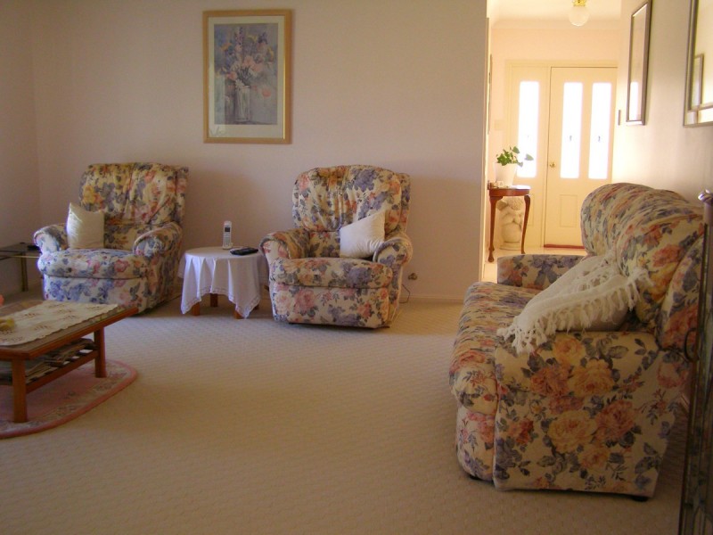 48 Hampton Court, Inverell NSW 2360