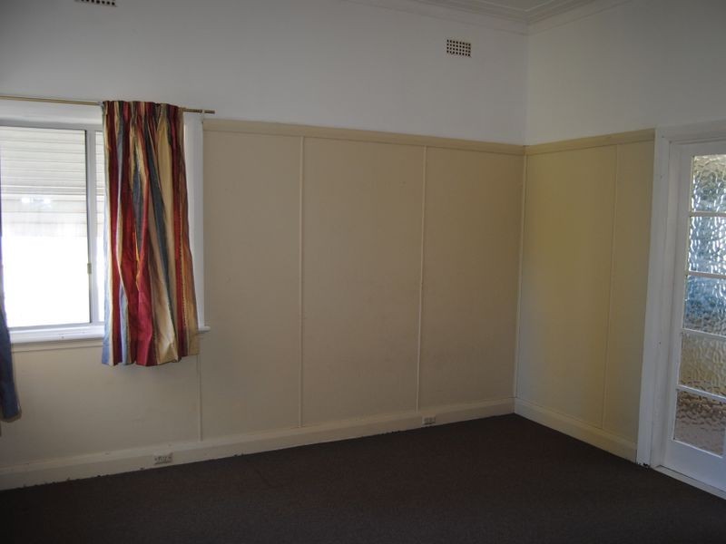 1 Avern Street, Inverell NSW 2360