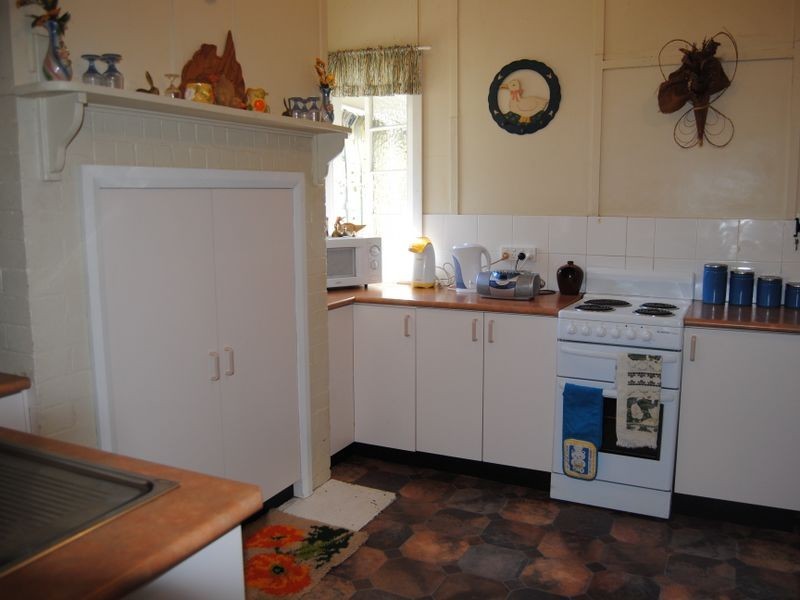 1 Avern Street, Inverell NSW 2360