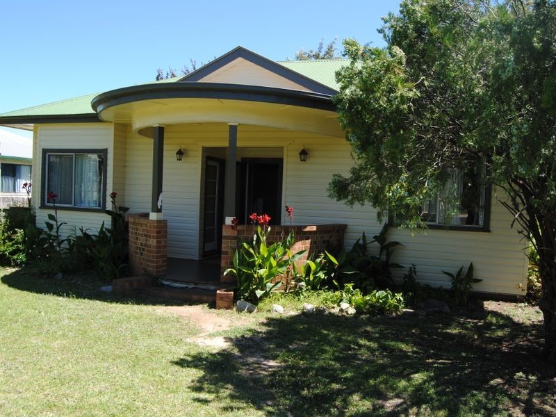 1 Avern Street, Inverell NSW 2360