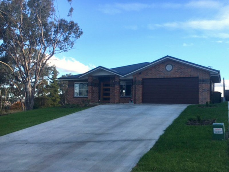 12 Stainfield Drive, Inverell NSW 2360