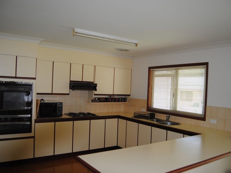 7 Colin Street, Inverell NSW 2360