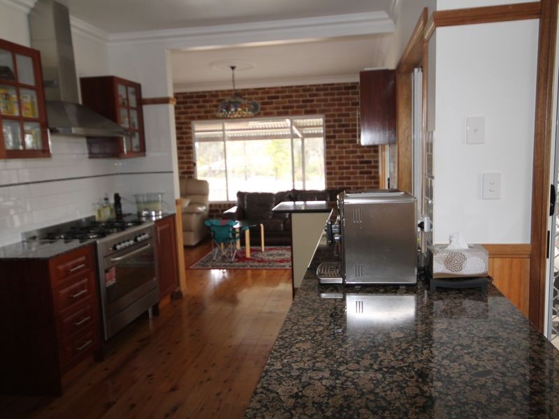 6 Box Tree Place, Inverell NSW 2360