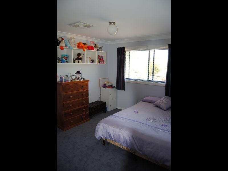 34 Bundanoon Lane, Inverell NSW 2360