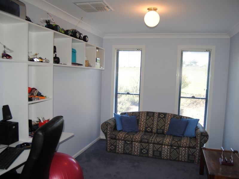 34 Bundanoon Lane, Inverell NSW 2360