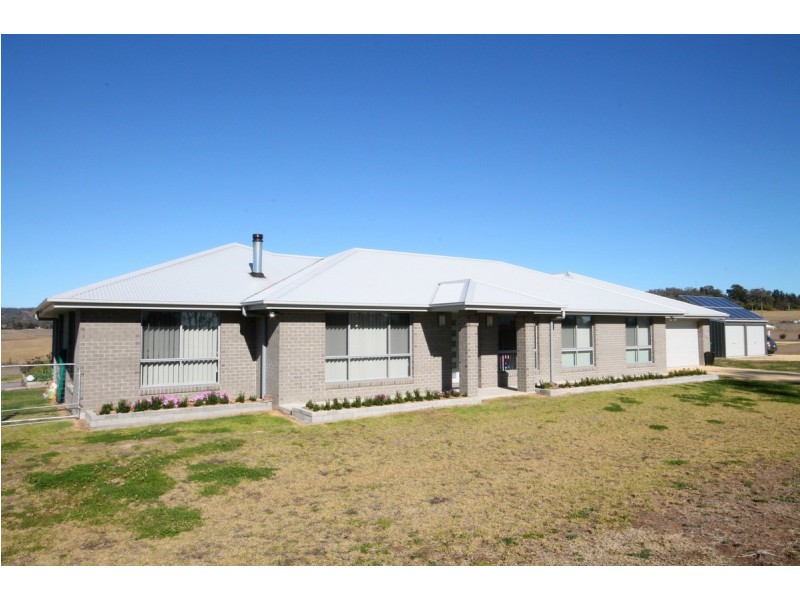 305 Fernhill Road, Inverell NSW 2360