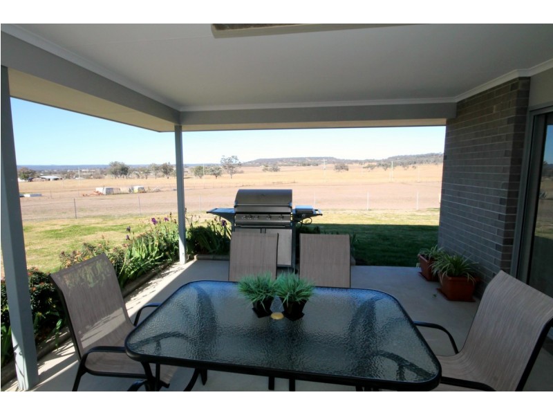 305 Fernhill Road, Inverell NSW 2360