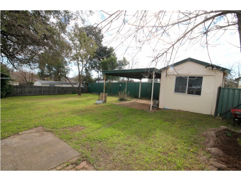 19 Herbert Street, Inverell NSW 2360