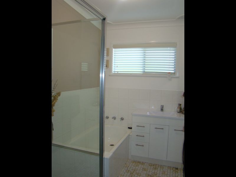 74 Short Street, Inverell NSW 2360