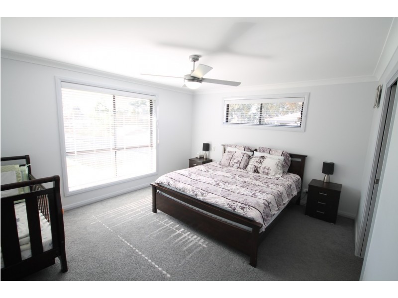 9 Stainfield Drive, Inverell NSW 2360