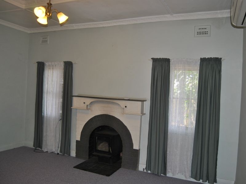 47 Rivers Street, Inverell NSW 2360