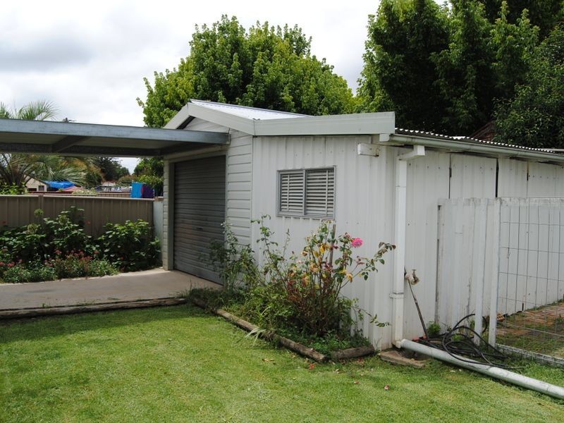 7 Bennett Street, Inverell NSW 2360