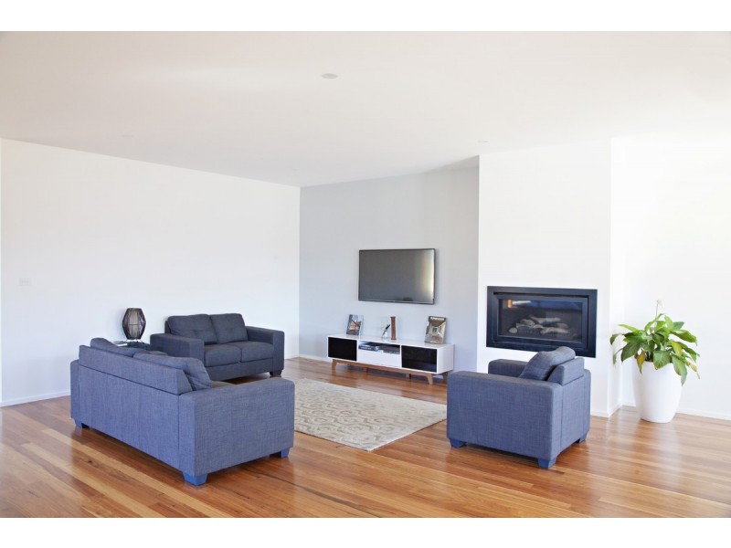 7 Vincent Place, Inverell NSW 2360