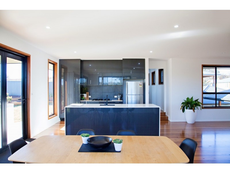 7 Vincent Place, Inverell NSW 2360