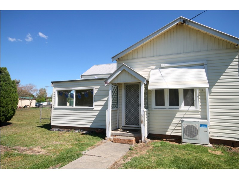 54 Macintyre Street, Inverell NSW 2360