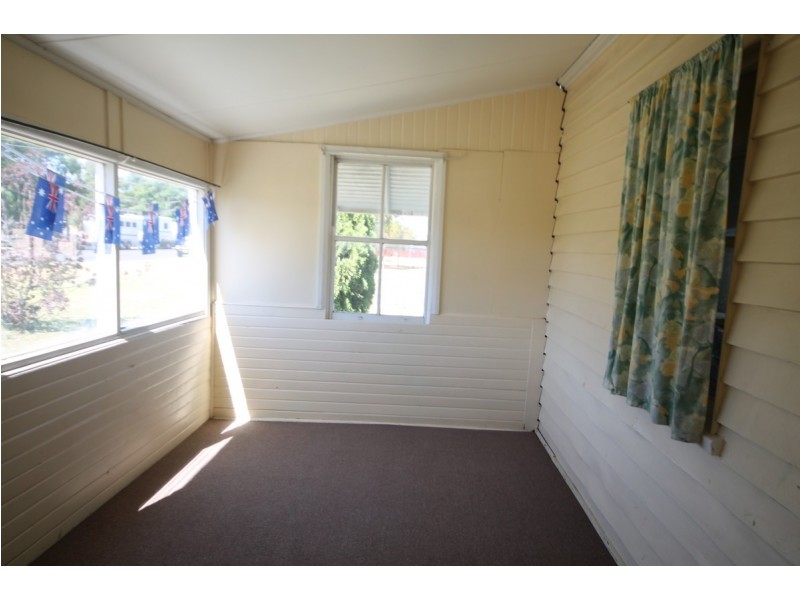 54 Macintyre Street, Inverell NSW 2360