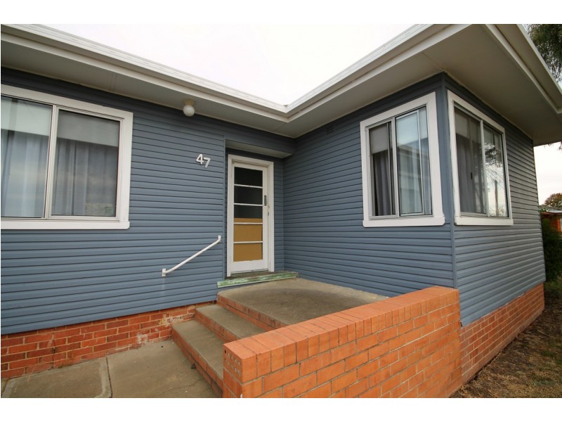 47 Bennett Street, Inverell NSW 2360