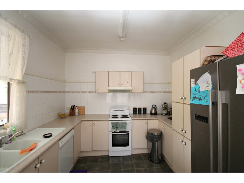 47 Bennett Street, Inverell NSW 2360