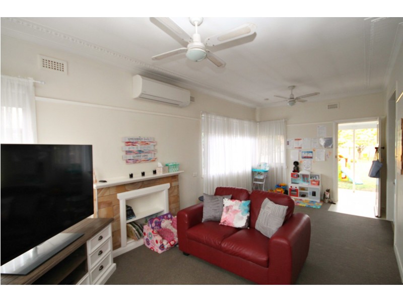 47 Bennett Street, Inverell NSW 2360