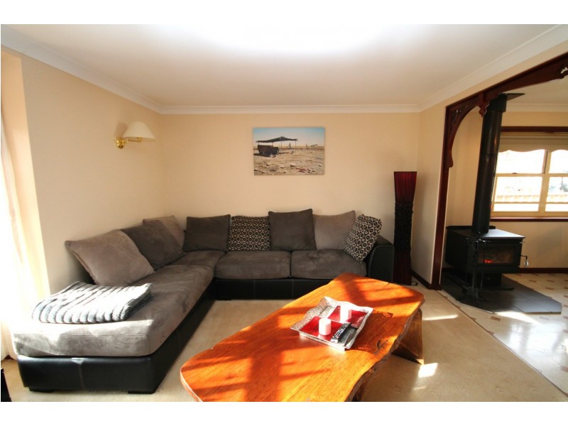 17 Granville Street, Inverell NSW 2360