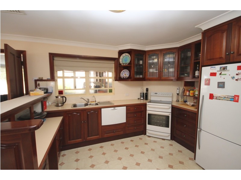 17 Granville Street, Inverell NSW 2360