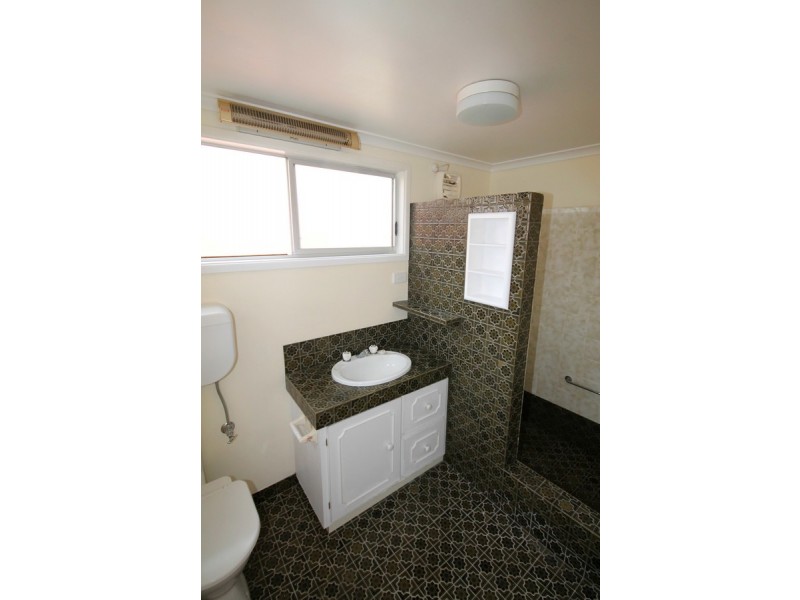 19 Brae Street, Inverell NSW 2360