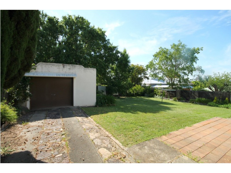 19 Brae Street, Inverell NSW 2360