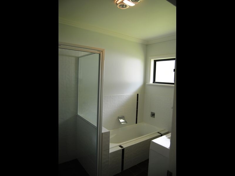 70 Caloola Drive, Inverell NSW 2360