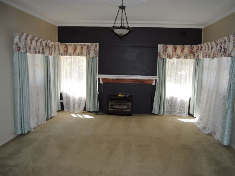 53 Brae Street, Inverell NSW 2360