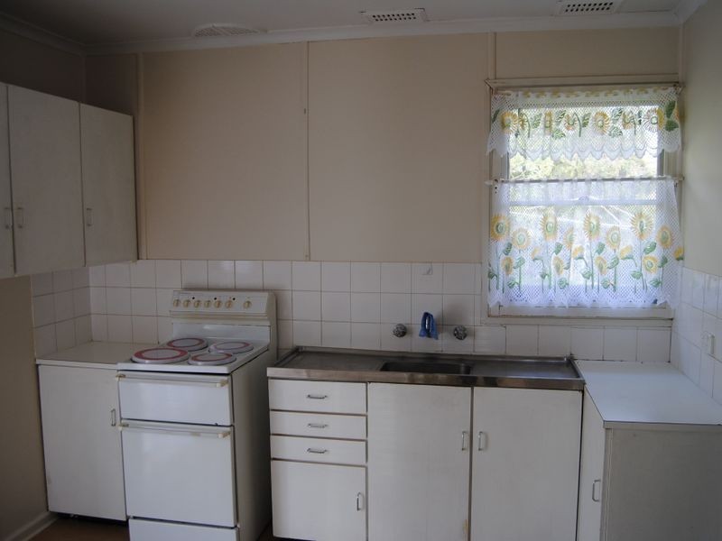 11 Oxley Place, Inverell NSW 2360