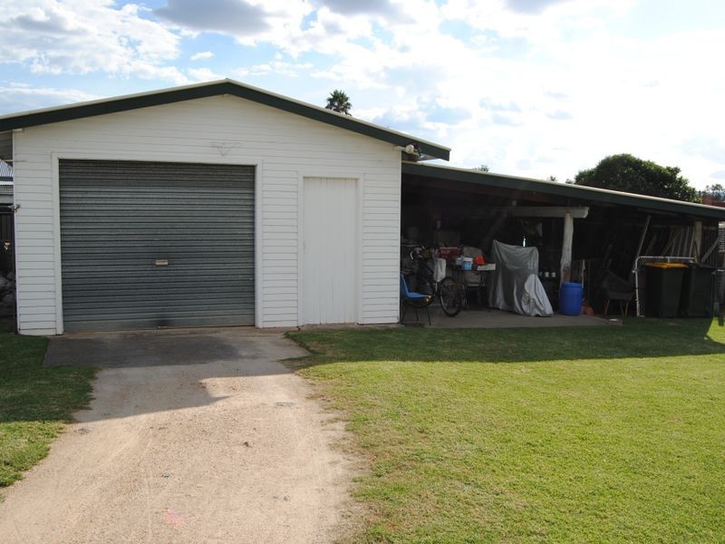 111 Mansfield Street, Inverell NSW 2360