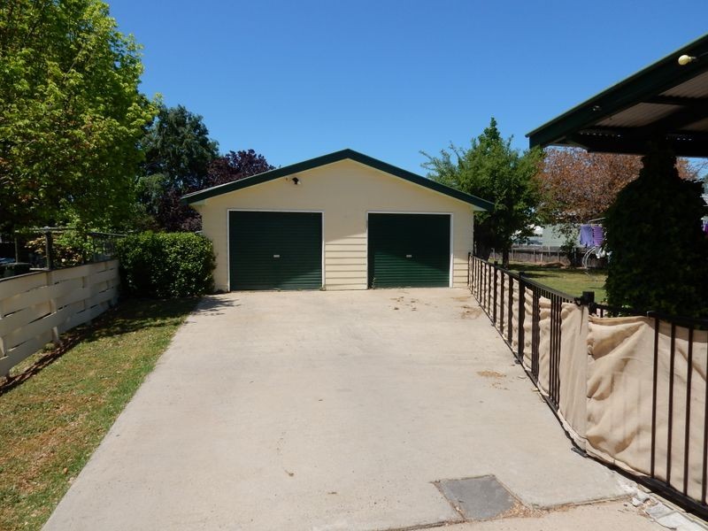 121 Henderson Street, Inverell NSW 2360