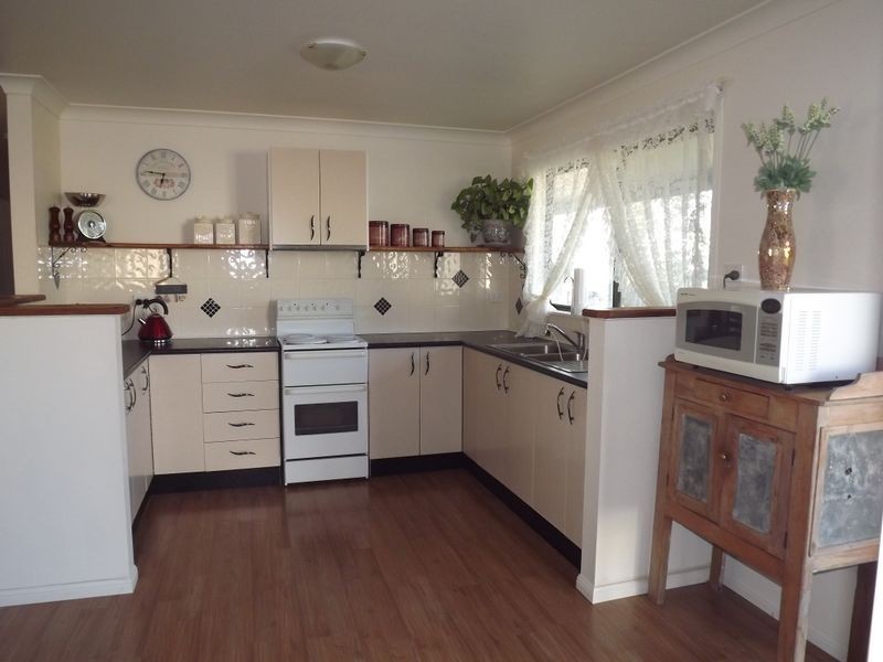 29 Gleno Street, Inverell NSW 2360