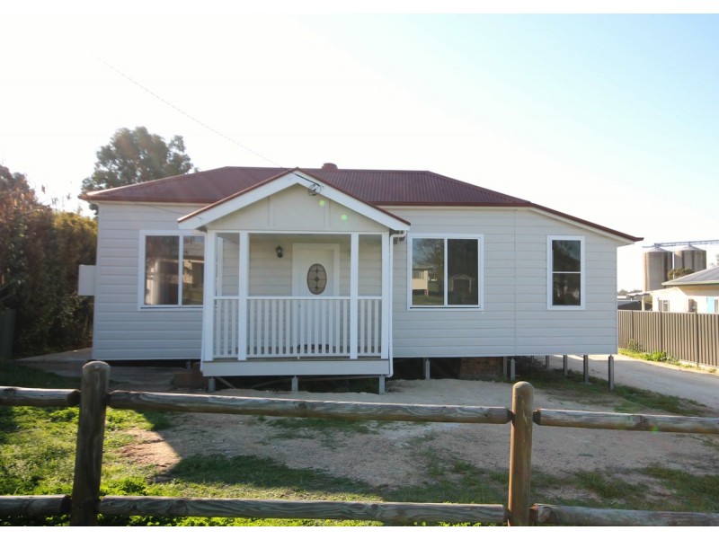 126 Brae Street, Inverell NSW 2360
