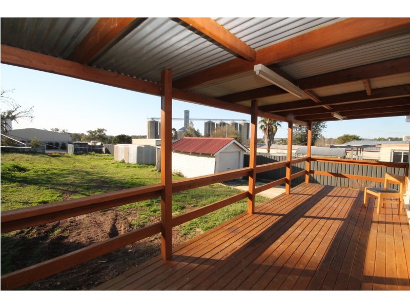 126 Brae Street, Inverell NSW 2360
