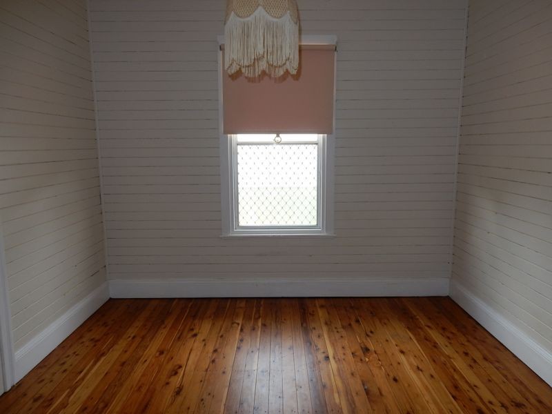 32 Urabatta Street, Inverell NSW 2360