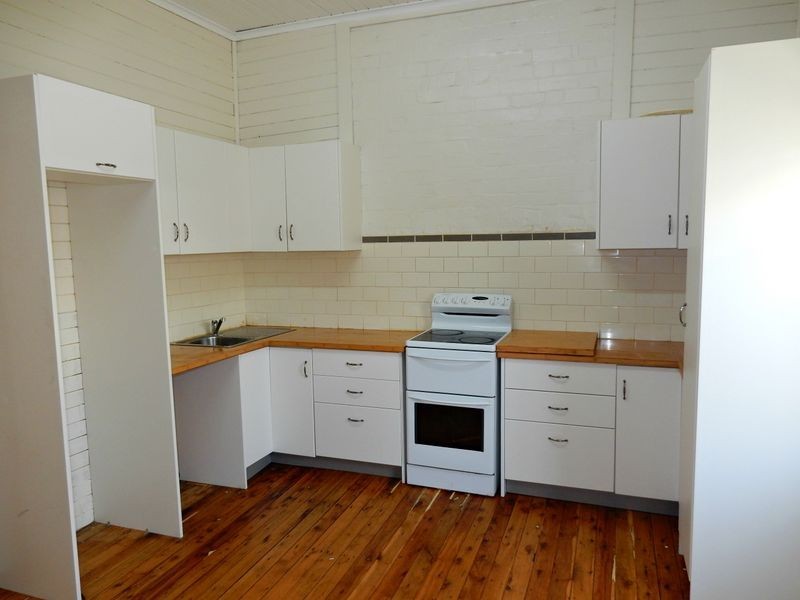 32 Urabatta Street, Inverell NSW 2360