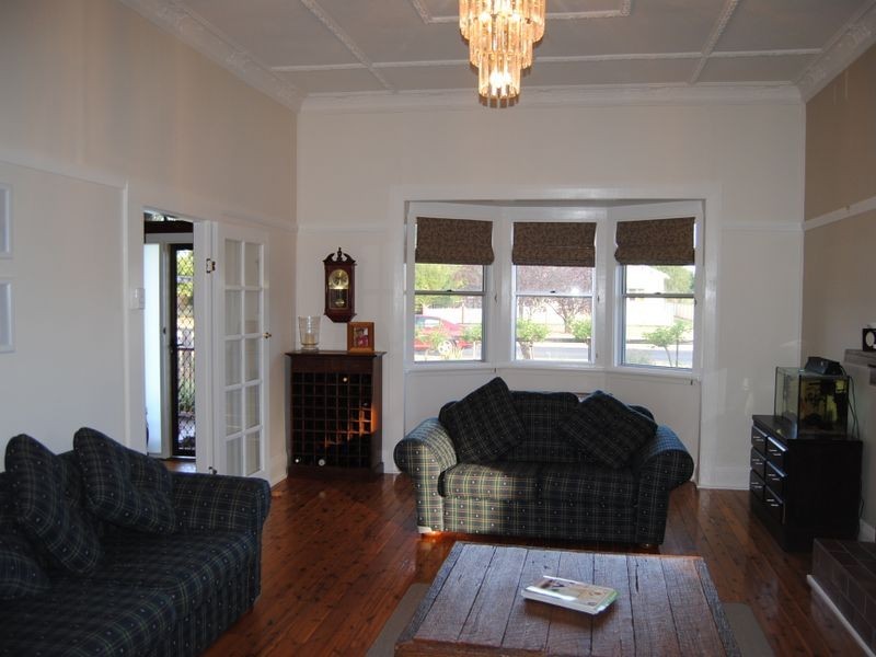 22 Granville Street, Inverell NSW 2360