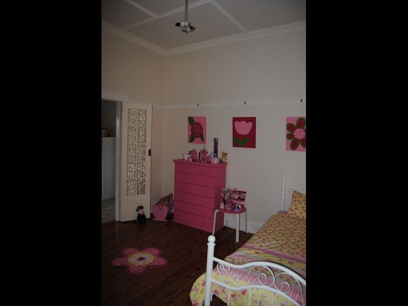 22 Granville Street, Inverell NSW 2360