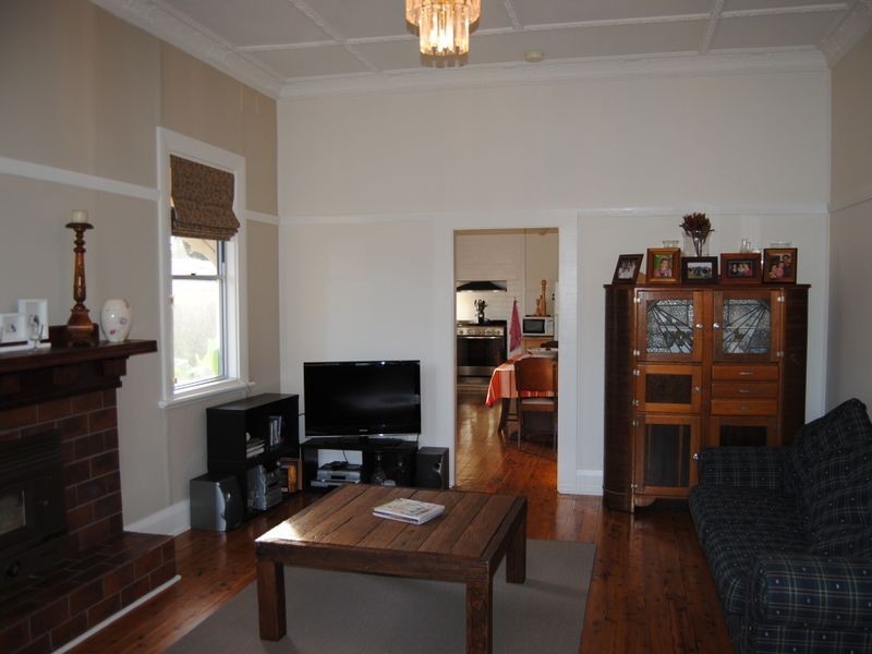 22 Granville Street, Inverell NSW 2360