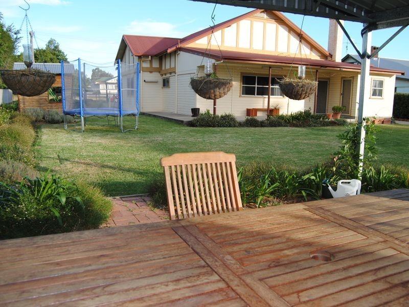 22 Granville Street, Inverell NSW 2360