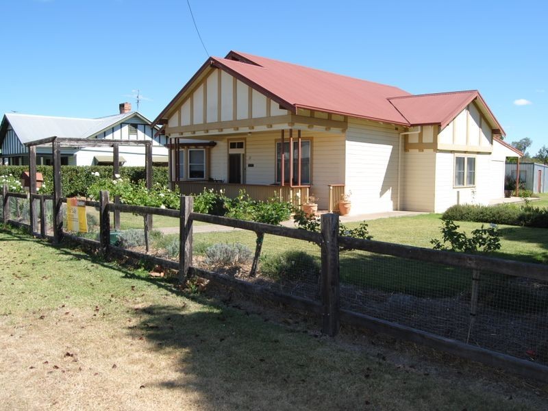 22 Granville Street, Inverell NSW 2360