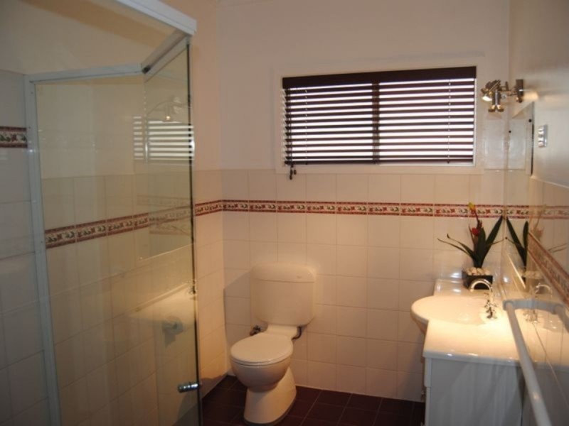 31 Butler Street, Inverell NSW 2360