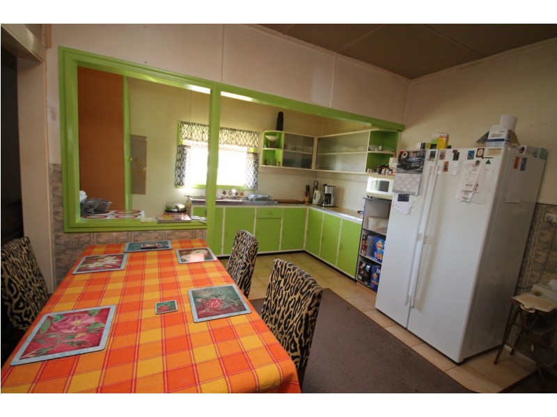 8 Hall Street, Gilgai NSW 2360