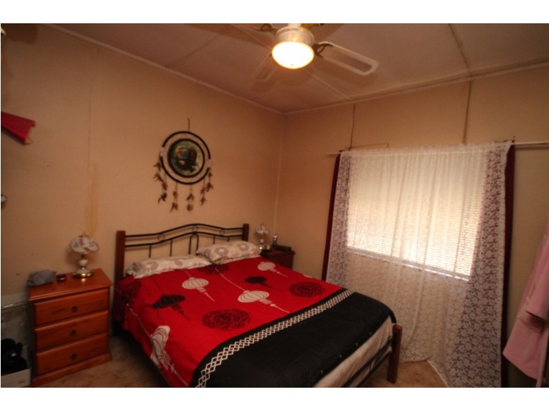 8 Hall Street, Gilgai NSW 2360