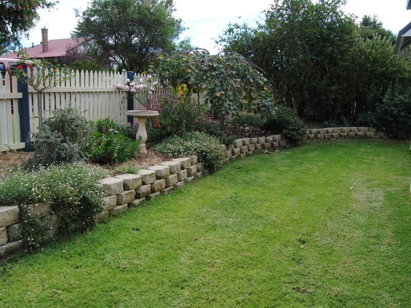 21 George Street, Inverell NSW 2360