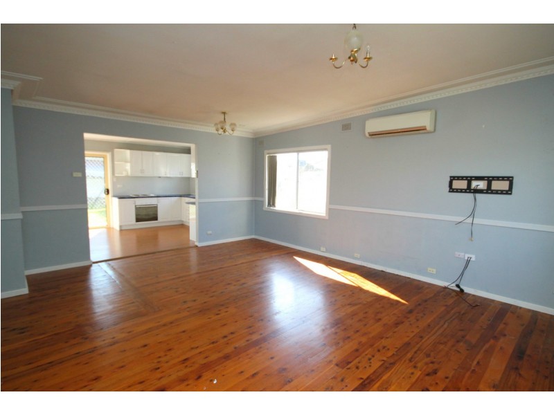 6 Bertha Street, Inverell NSW 2360